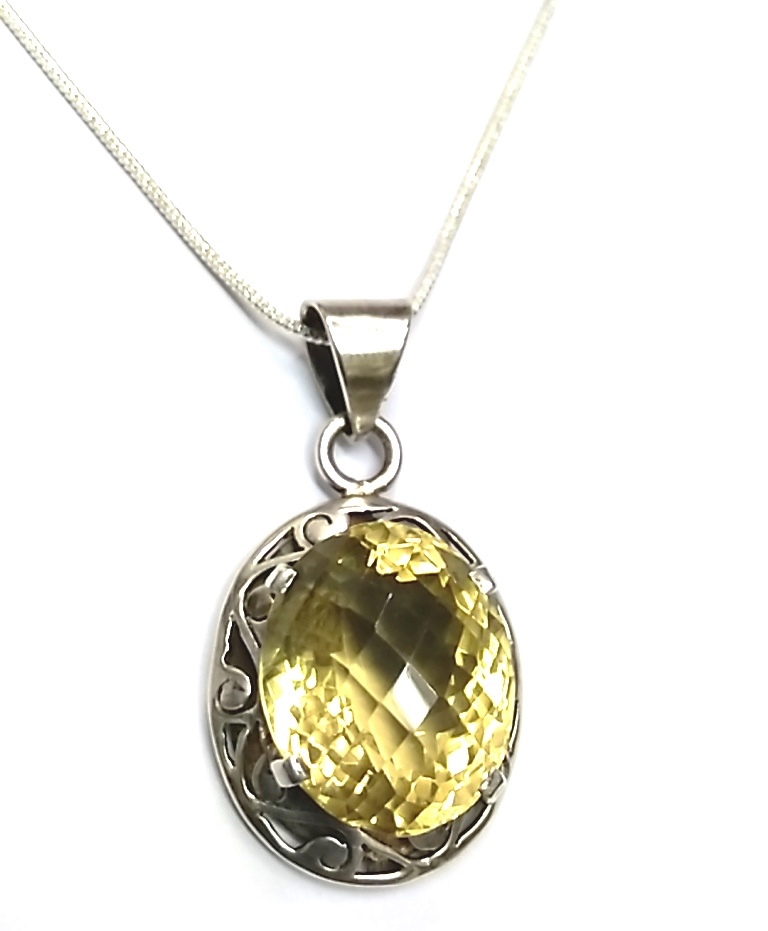 http://www.mahavirgems.in/Gemstone/Buy-online:-Smoky-Quartz/Lemon-quartz-oval-chequers-pendant-in-silver/