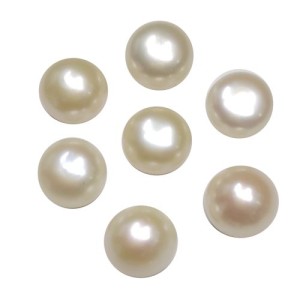 Freshwater Cultivated Pearl 9 to 9.99 Carats / 9.89 to 10.99 ratti / 52.802 to 65.19 chav